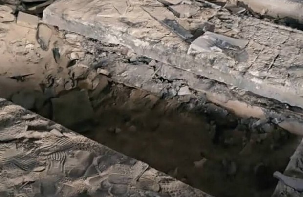 افراد ناشناس قبر حافظ اسد را نبش کرده و بقایای جسد او را به مکان نامعلومی منتقل کردند + عکس