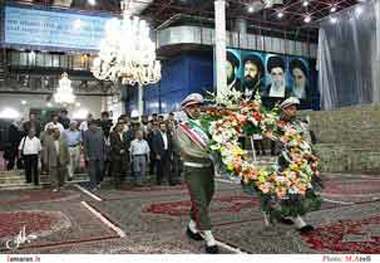 گزارش تصویری/ ادای احترام سفیران صلح به مقام شامخ بنیانگذار جمهوری اسلامی