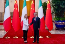 ایتالیا به دنبال احیای روابط با پکن