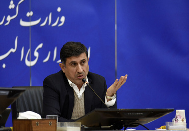 مدیران و فرمانداران در محل خدمت ساکن شوند  در انتصاب‌ها تابع توصیه نیستم