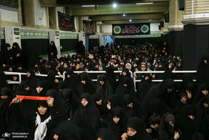 آخرین شب مراسم عزاداری حضرت اباعبدالله الحسین(ع) در حسینیه امام خمینی(ره)