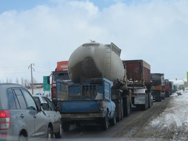 ۴۰۰ دستگاه خودرو از آزاد راه پیامبر اعظم تخلیه شد