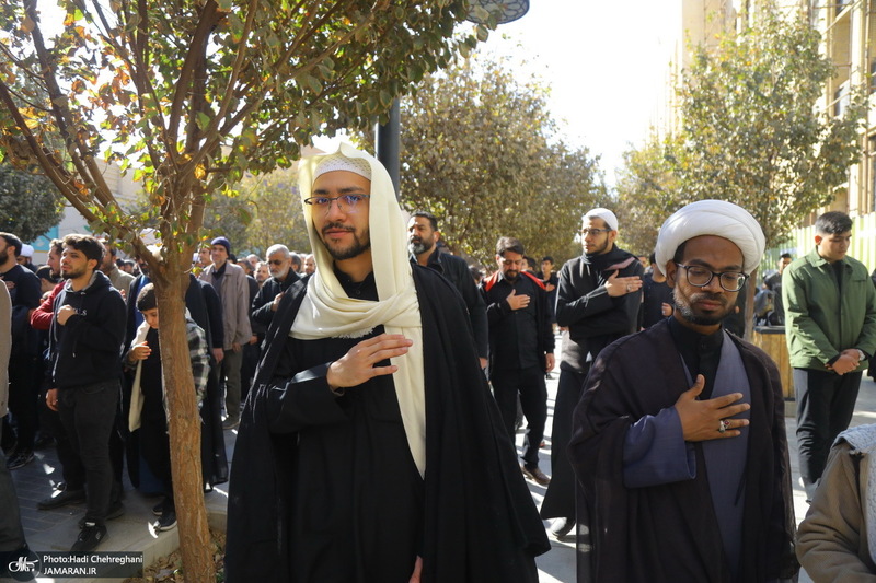 دسته عزاداری روز شهادت حضرت زهرا (س) با حضور آیت الله العظمی وحید خراسانی