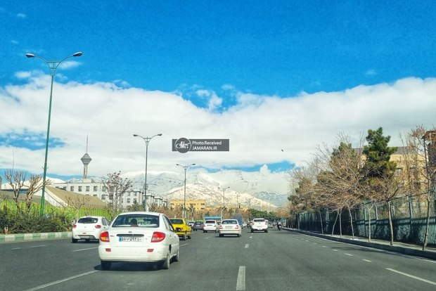آسمان تهران به شکلی کمتر دیده شده در 8 بهمن 1402! + عکس