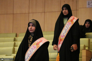 مراسم گرامیداشت خانواده معظم شهدا و ترویج فرهنگ ایثار و شهادت در خمین