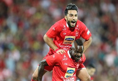 سیامک نعمتی از اتوبوس پرسپولیس جا ماند!