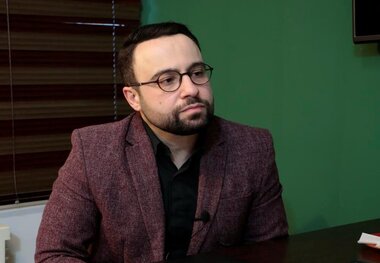 محمدرضا جلائی‌پور: هنوز بازی پایان نیافته و نمی‌دانیم در هفته‌ها و ماه‌های پیش رو اسرائیل جنایت‌پیشه و ترامپ فریب‌کار چه می‌کنند/ تا همین جای کار استقامت ملی ایران چنان شگفت‌انگیز بوده که هر نقدی هم باشد، باید به نشانهٔ احترام و قدرشناسی تمام‌قد بایستیم