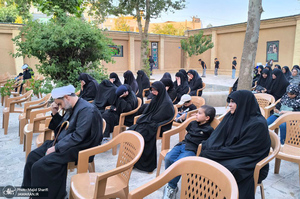 عزاداری اباعبدالله الحسین(ع) در بیت امام خمینی در خمین
