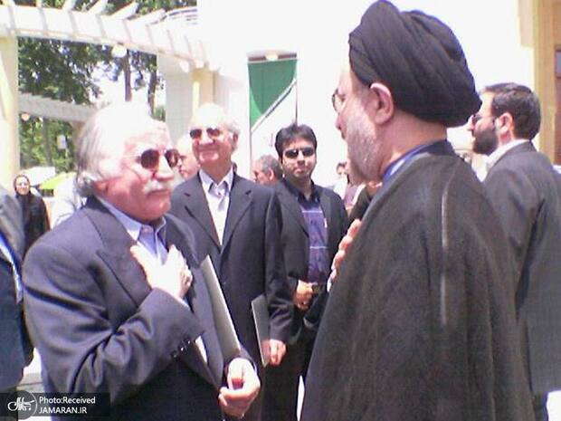 خاطره ابطحی از دیدار سید محمد خاتمی و استاد فرشچیان + عکس