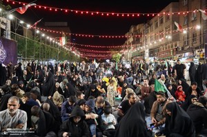 شصت و یکمین اجتماع پر شور مردم در میدان انقلاب