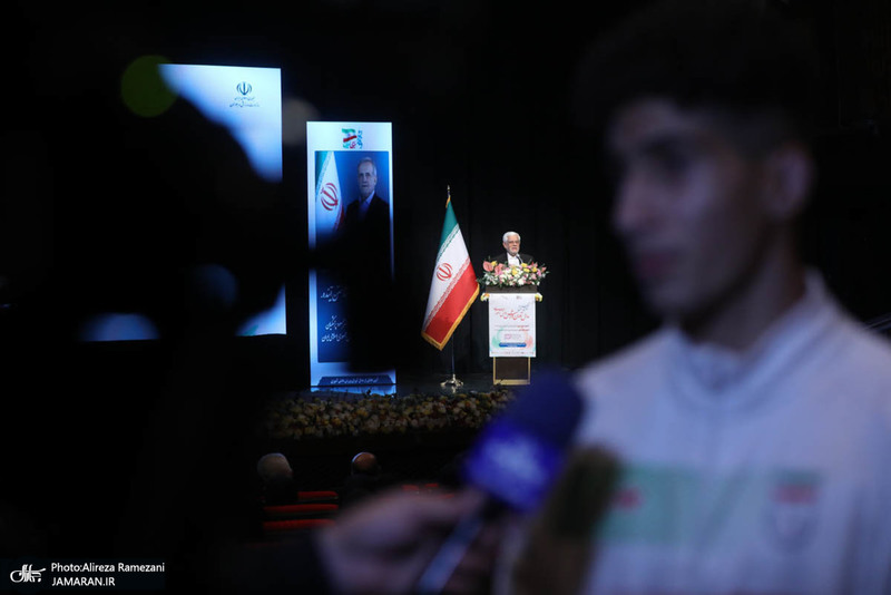 مراسم تجلیل از مدال آوران المپیک دانش آموزی