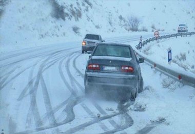 تردد در جاده های کوهستانی گلستان با زنجیرچرخ ممکن است