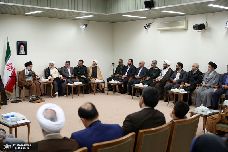 دیدار اعضای ستاد کنگره شهدای استان هرمزگان با رهبر معظم انقلاب
