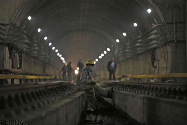 فراخوان برای ساخت مترو توسط صنعتگران ایرانی