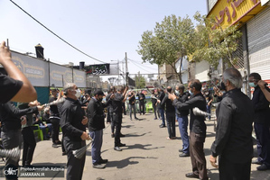 مراسم عزاداری روز عاشورا در محله شادآباد تهران