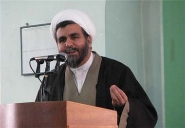 امام جمعه ماکو: شورای نگهبان قانون اساسی ضامن حیات نظام اسلامی است