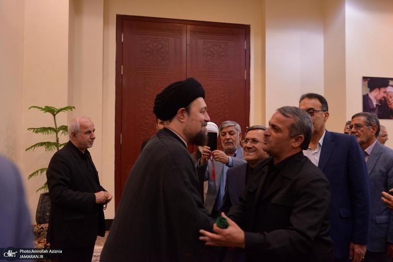 حاشیه های تجدید میثاق نمایندگان مجلس دوازدهم با آرمان های امام خمینی (س)