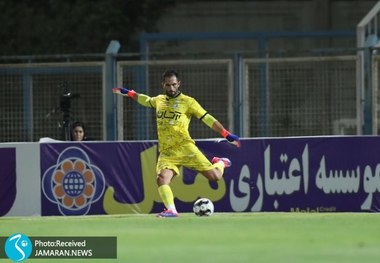 میانگین سنی ۳۰ ساله برای خارجی‌های جدیدِ لیگ برتر/ مدرسه پیرمردها در ایران افتتاح شد!