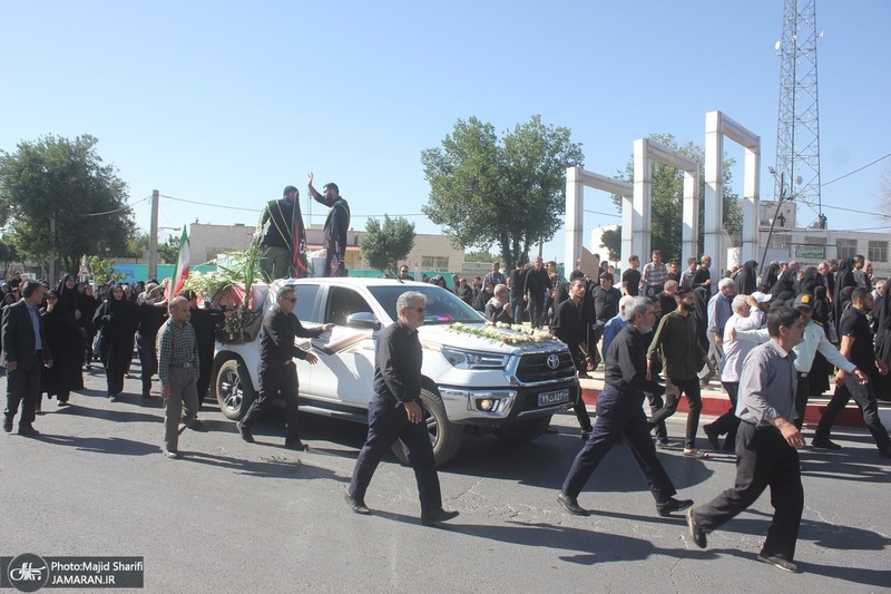 تشییع پیکر مطهر هشت شهید جنایات رژیم صهیونیستی در خمین