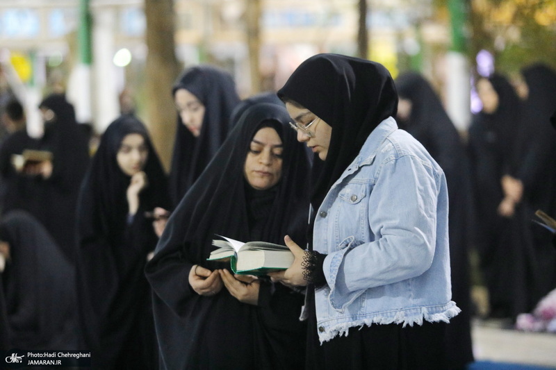 احیای شب بیست و یکم ماه مبارک رمضان در گلزار شهدای قم‎