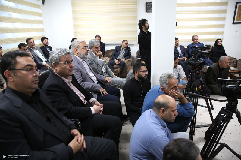 دیدار وزیر راه و شهر سازی با سید حسن خمینی