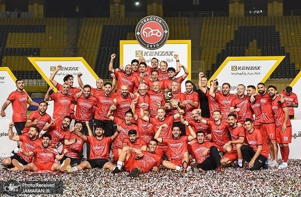 گزارش تصویری از جشن قهرمانی تراکتور در سوپرجام 