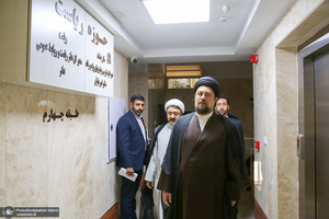 بازدید سید حسن خمینی از موسسه تنظیم و نشر آثار امام خمینی (س)