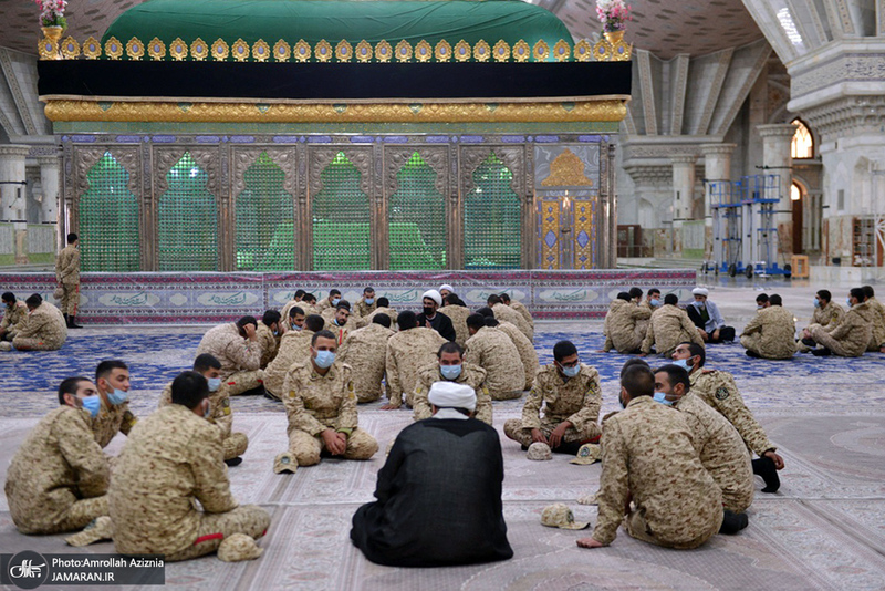 تجدید میثاق فرماندهان و پرسنل عقیدتی سیاسی ارتش با آرمان های حضرت امام خمینی(س)