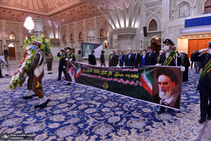 تجدید میثاق وزارتخانه ها، اصناف، نهادها و سازمان ها با آرمان های امام خمینی(س) - 3