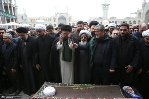 مراسم شییع و نماز