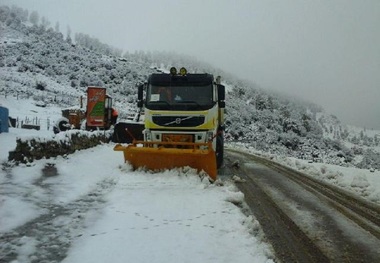 15 خانوار عشایر در کوهرنگ امدادرسانی شدند