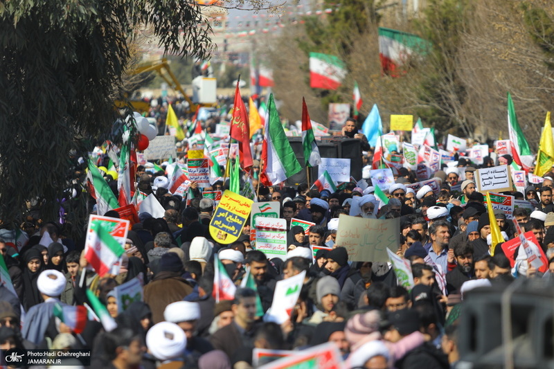 راهپیمایی باشکوه 22 بهمن در قم