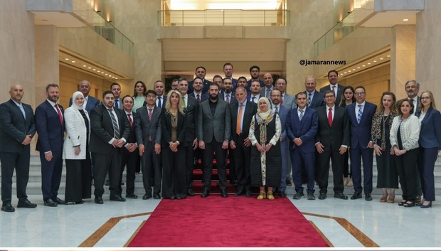 دیدار سوری های آمریکا با جولانی + عکس ها