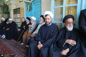 مراسم تشییع آیت الله موسوی تبریزی (ره)