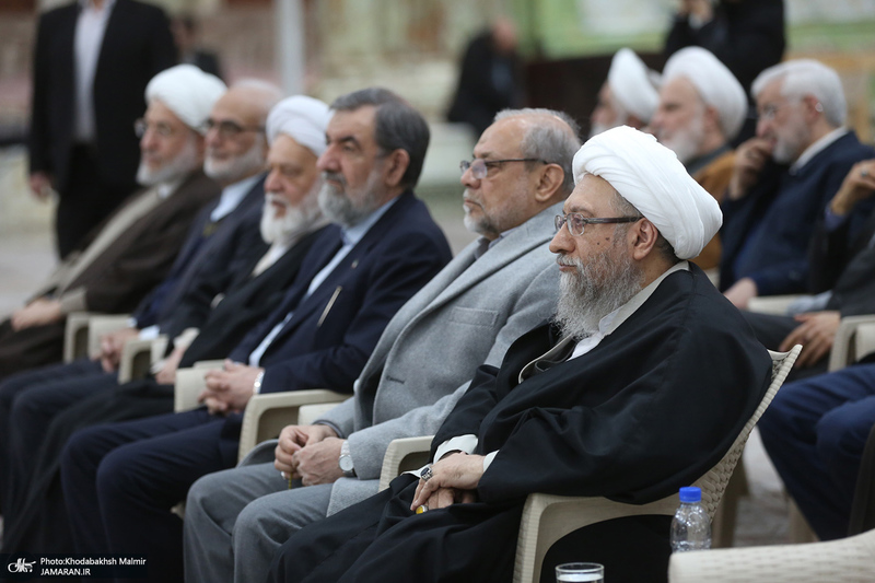 تجدید میثاق رئیس و جمعی از اعضای مجمع تشخیص مصلحت نظام با آرمان‌های امام خمینی (س)-2