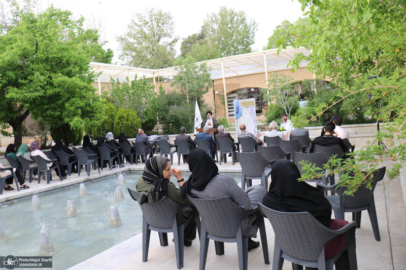 کارگاه آموزشی جایزه ادبی روح الله در خمین