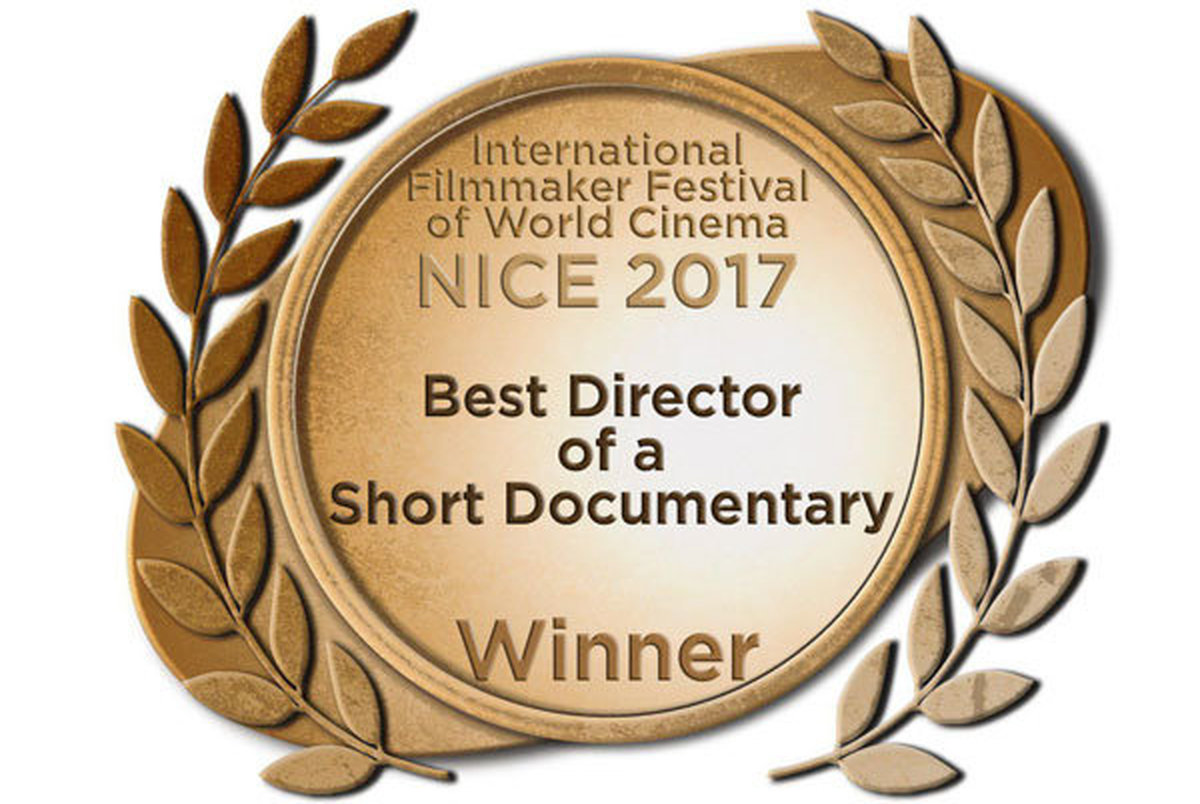 یاسر طالبی جایزه بهترین کارگردان فیلم مستند جشنواره «نیس» را دریافت کرد