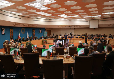 نشست احزاب و فعالان سیاسی با وزیر کشور با موضوع تحولات اخیر کشور/ مومنی: محاسبات دشمن در جریان جنگ تحمیلی ۱۲ روزه غلط بود/ زینی وند: تبیین انسجام شکل‌گرفته نباید با واقعیت دل مردم در تضاد باشد + گزارش تصویری