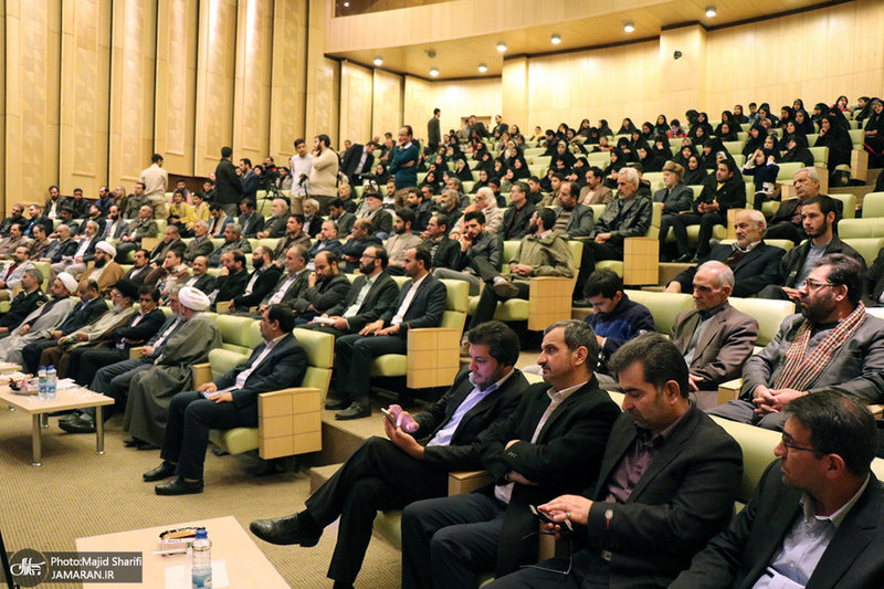 بازدید وزیر ارشاد از بیت و زادگاه حضرت امام در خمین