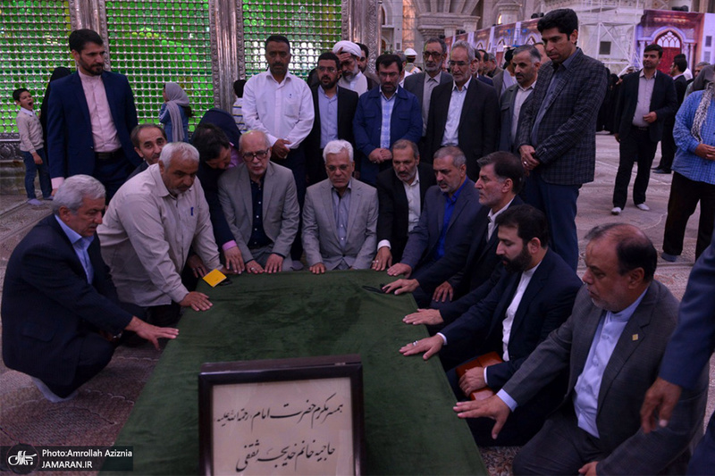 تجدید میثاق مسئولان و فعالان موسسات و تشکل های مردمی قرآن و عترت سراسر کشور با آرمان های حضرت امام(س)