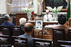 بزرگداشت امام خمینی در آتشکده