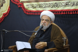 مراسم عزاداری دهه اول ماه صفر در بیت مرحوم آیت الله شاه آبادی‎