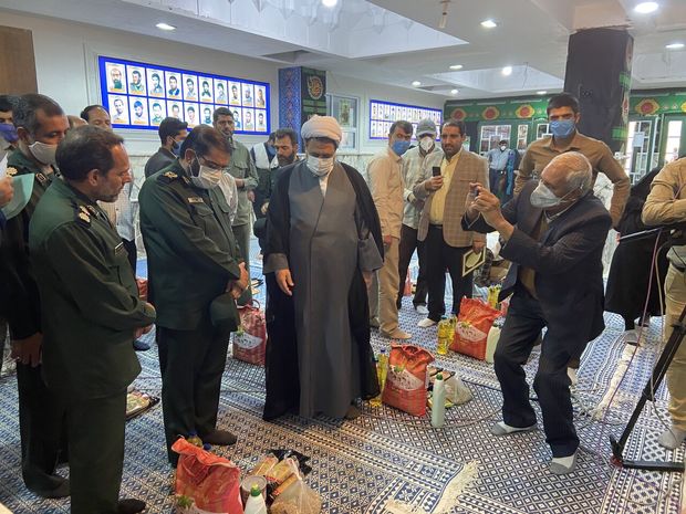 ۵۰۰تن بسته معیشتی رزمایش مومنانه بین نیازمندان کرمان توزیع می‌شود