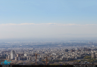 سایه مافیا بر سر حریم تهران؟ شهرداری جیب مافیا را پر می کند یا استانداری؟!/ منصوری، استاد دانشگاه تهران‌: پشت تصمیم جدید درباره حریم، همان طراحان انتقال پایتخت هستند/ اداره حریم بدون مشارکت مستقیم شهرداری و  سازوکار قانونی  زمینه‌ساز «حریم‌خواری»  است