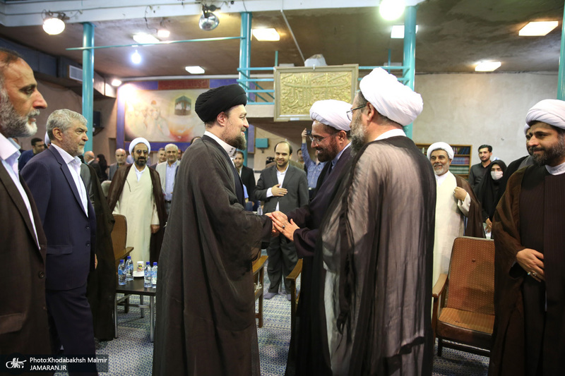 آیین رونمایی از نسخه جدید نرم افزار مجموعه آثار امام خمینی(ره) در حسینیه جماران