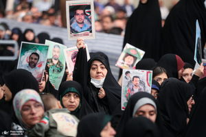 مراسم گرامیداشت عید میلاد پیامبر اکرم (ص) و امام صادق (ع) در حسینیه امام خمینی (ره)