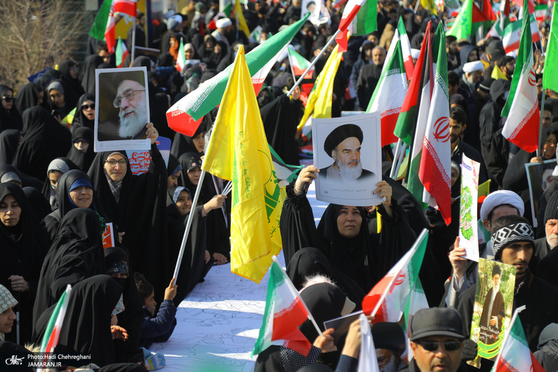 راهپیمایی باشکوه 22 بهمن در قم