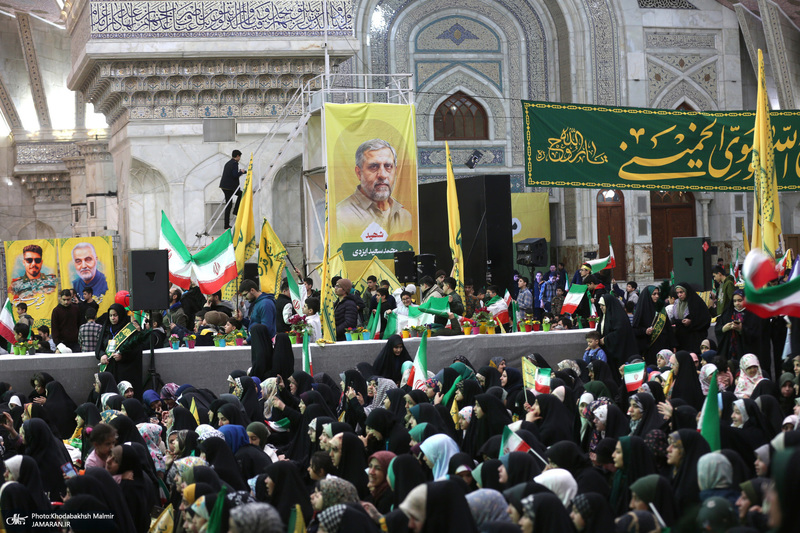 اجتماع باشکوه نوجوانان آرمانی لشکر قدس در حرم مطهر امام خمینی (س)