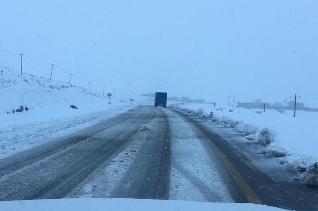 کولاک شدید مسیرهای کوهستانی زنجان را دربر گرفته است