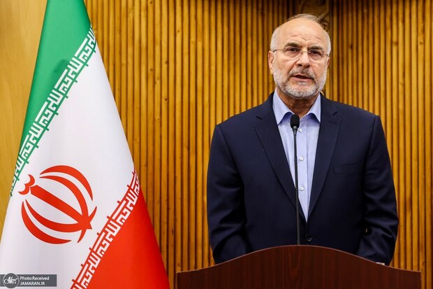 قالیباف: مسئولان کشورهای اسلامی! زمان برای مهار سگ هار صهیونیستی رو به پایان است/غزه آخرین سنگر است 